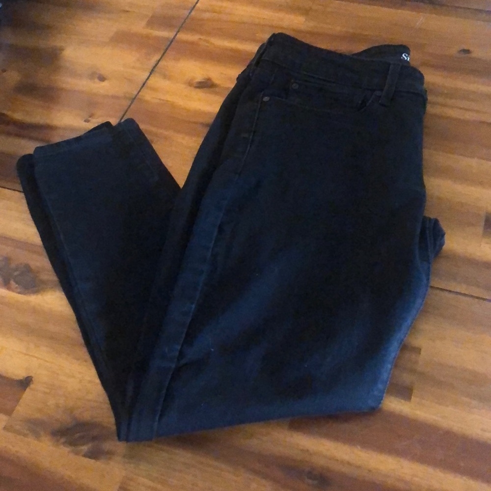 Levi’s black jegging size 10 short